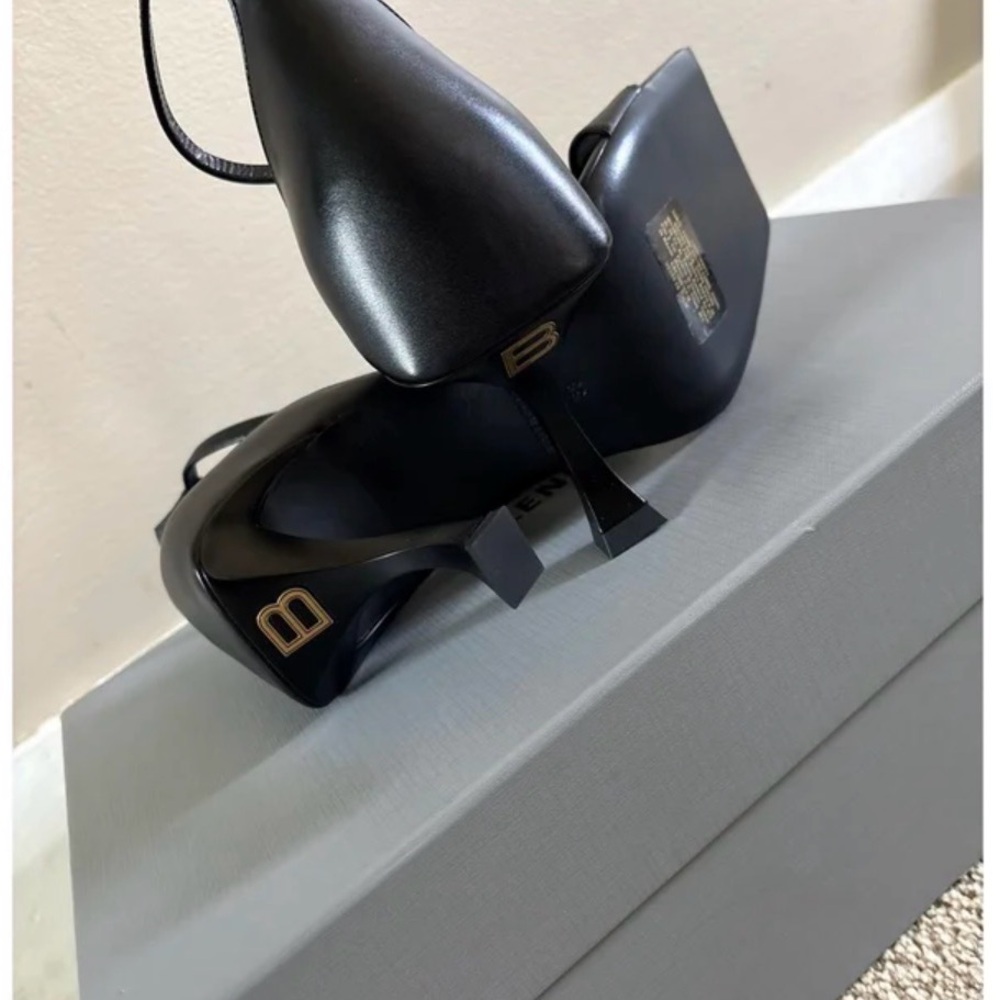 Balenciaga Hourglass 100mm Sandals - Black Soft Leather - NIB - 38 - Picture 10 of 13